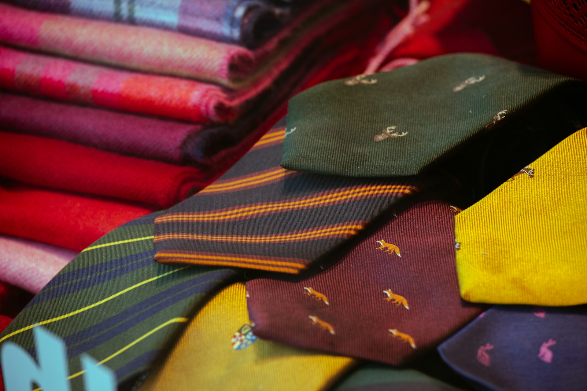 Full Windsor Knot video tutorial thumbnail